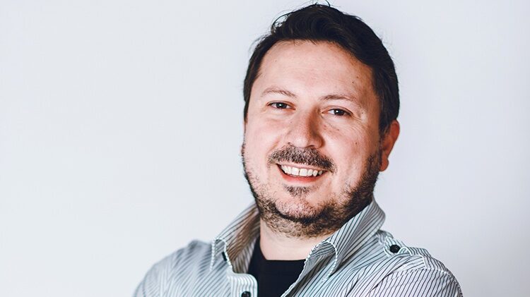 Gabriel Guzmán Sánchez, escritor / director de Operación Trineo