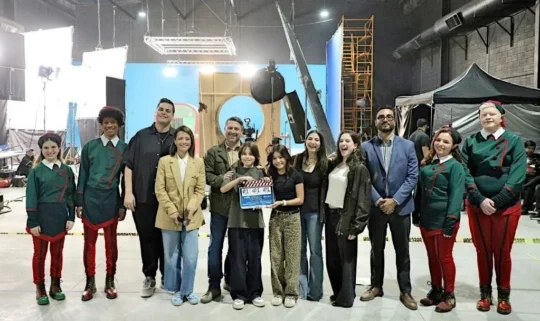 OT_NotasPrensa_20260124_Reforma_01 El guionista y director Gabriel Guzmán y parte del elenco de OPERACIÓN TRINEO.